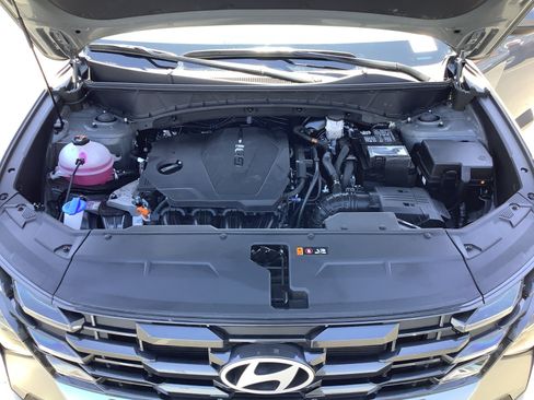 Used 2025 Hyundai Tucson SEL FWD image 18