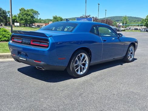 Used 2021 Dodge Challenger SXT w/ Plus Package RWD image 6
