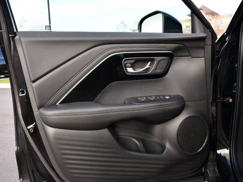 Used 2025 Acura ADX FWD image 10