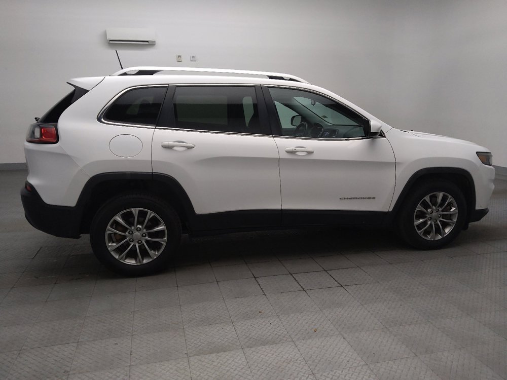 Used 2019 Jeep Cherokee Latitude Plus FWD image 10