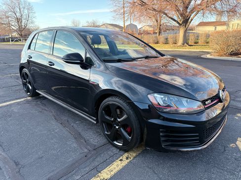 Used 2015 Volkswagen GTI S image 7