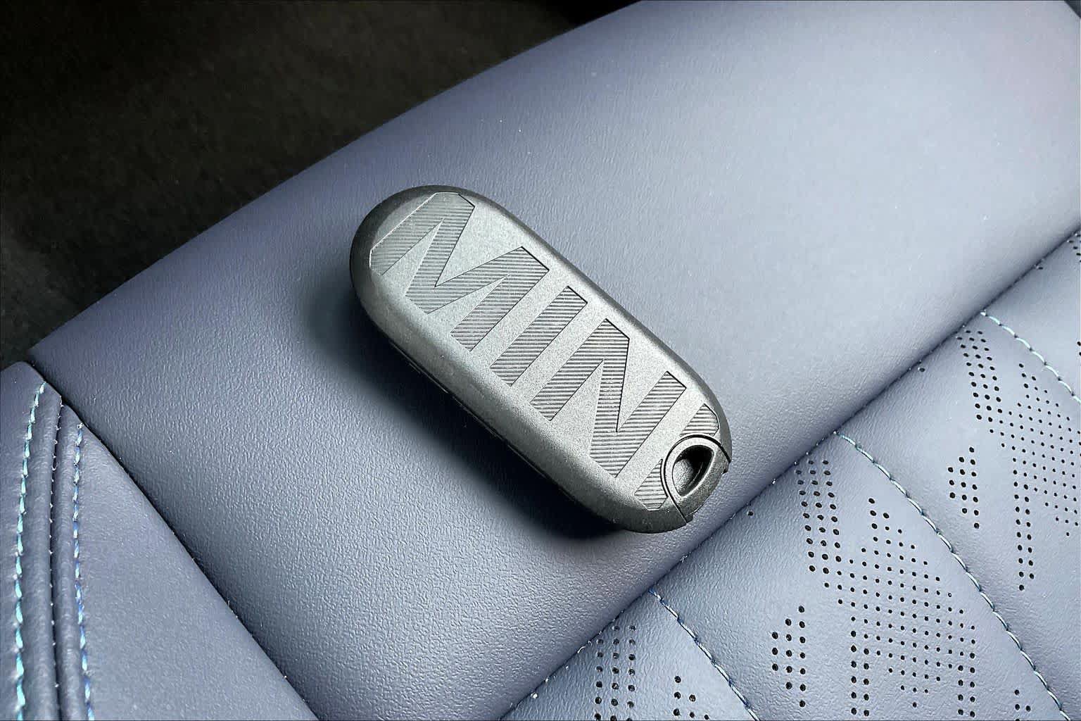 Used 2025 MINI Cooper S FWD image 14