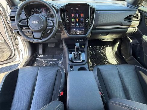 Used 2025 Subaru Forester Touring AWD/4WD image 26
