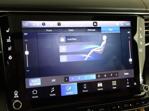 Used 2025 Jeep Grand Wagoneer L Series III w/ Rear Seat Video Group 1 AWD/4WD image 38
