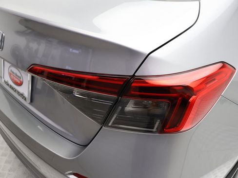 Used 2024 Honda Civic LX image 9