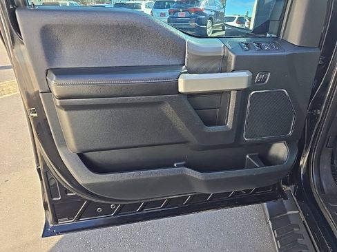 Used 2017 Ford F150 Lariat image 12