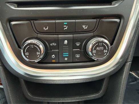 Used 2015 Buick Encore Convenience FWD image 21
