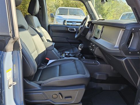 New 2025 Ford Bronco Outer Banks image 15