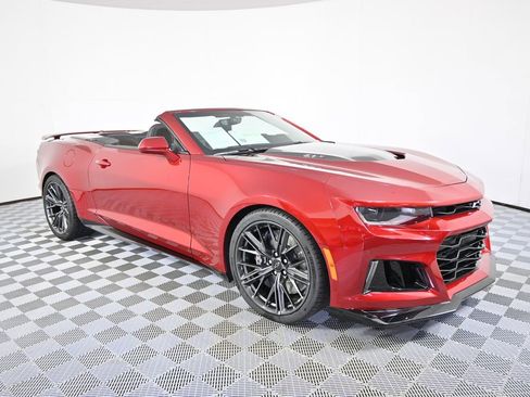 Used 2021 Chevrolet Camaro ZL1 w/ LPO, ZL1 Protection Package RWD image 9