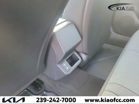 New 2026 Kia K4 FWD image 15