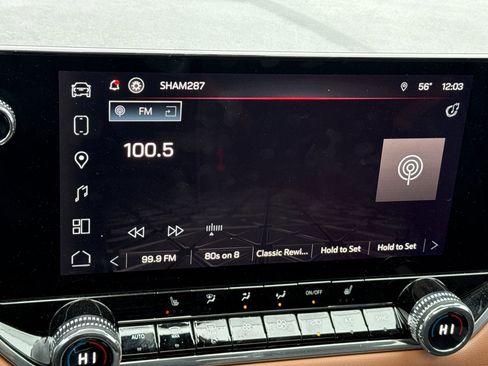 Used 2024 GMC Canyon AT4 w/ Technology Package image 23