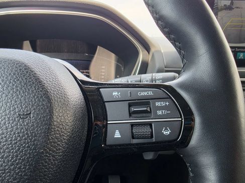 Used 2025 Honda Pilot Elite image 24