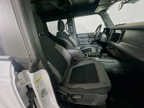 Used 2025 Ford Bronco Big Bend image 30