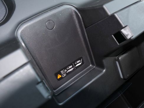 New 2026 GMC Sierra 1500 SLT image 24