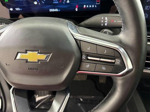Used 2025 Chevrolet Equinox LT FWD image 29