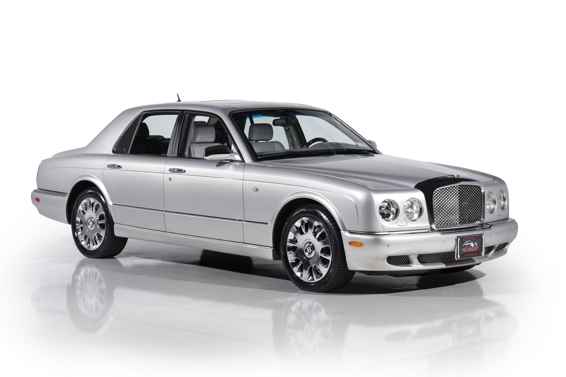 Used 2005 Bentley Arnage R RWD image 1