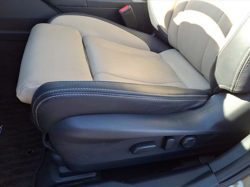 Used 2021 Subaru Outback Limited w/ Popular Package #2 image 10