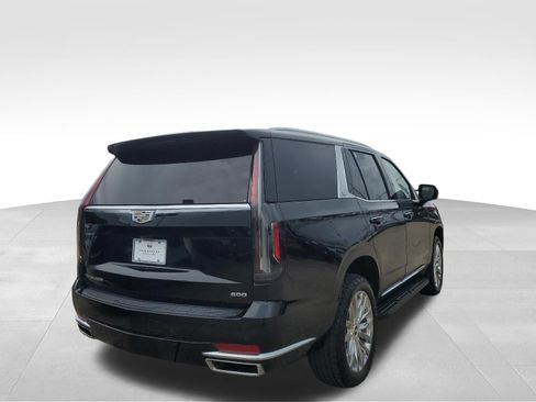 Used 2024 Cadillac Escalade Premium Luxury AWD/4WD image 4