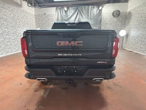 Used 2023 GMC Sierra 1500 AT4 w/ AT4 Premium Package AWD/4WD image 6