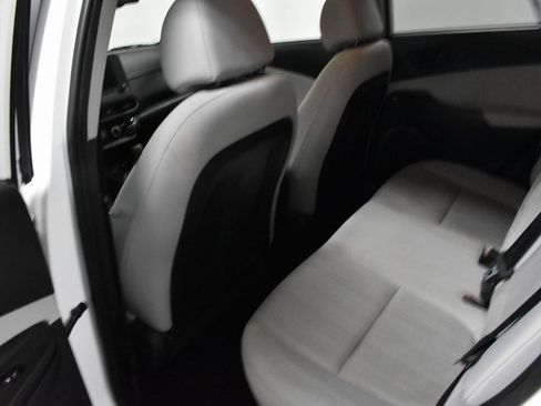 Used 2023 Hyundai Kona SEL image 16