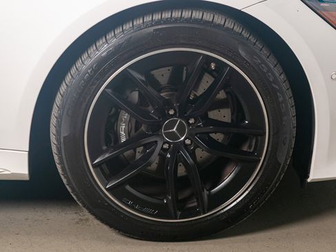 Used 2022 Mercedes-Benz AMG GT 43 image 22