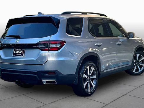 Used 2023 Honda Pilot Elite image 13