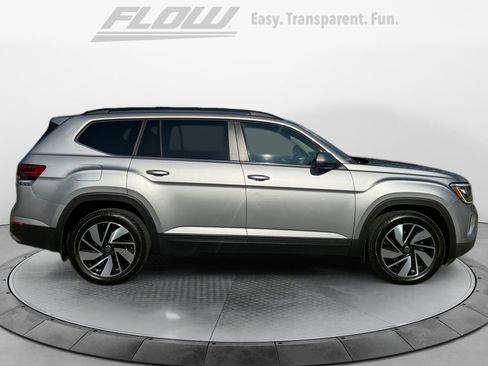 Used 2024 Volkswagen Atlas SE image 10