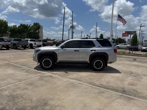 Used 2025 Toyota 4Runner TRD Off-Road Premium w/ Tow Technology Package AWD/4WD image 1