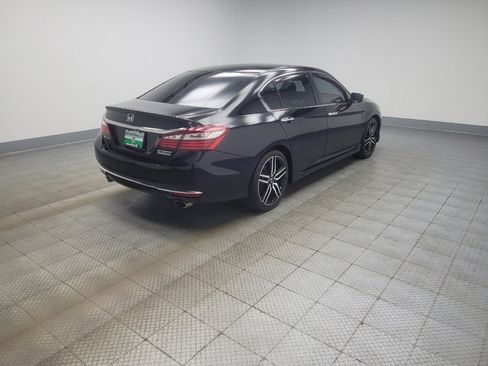 Used 2017 Honda Accord Sport Special Edition image 10
