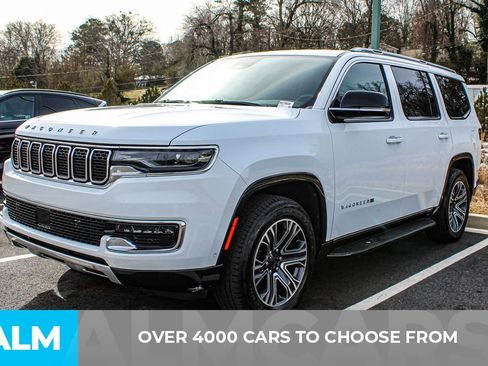 Used 2024 Jeep Wagoneer Series II w/ Flexible Seating Group image 3