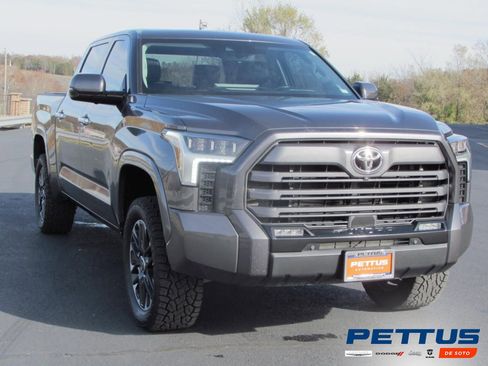 Used 2022 Toyota Tundra Limited image 1