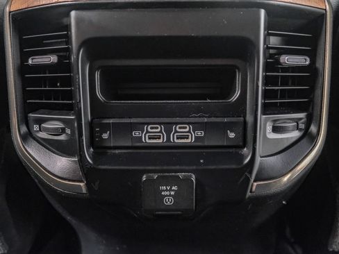 Used 2022 RAM 3500 Limited AWD/4WD image 42