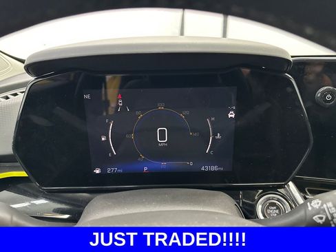 Used 2024 Chevrolet Trax ACTIV w/ Driver Confidence Package FWD image 27