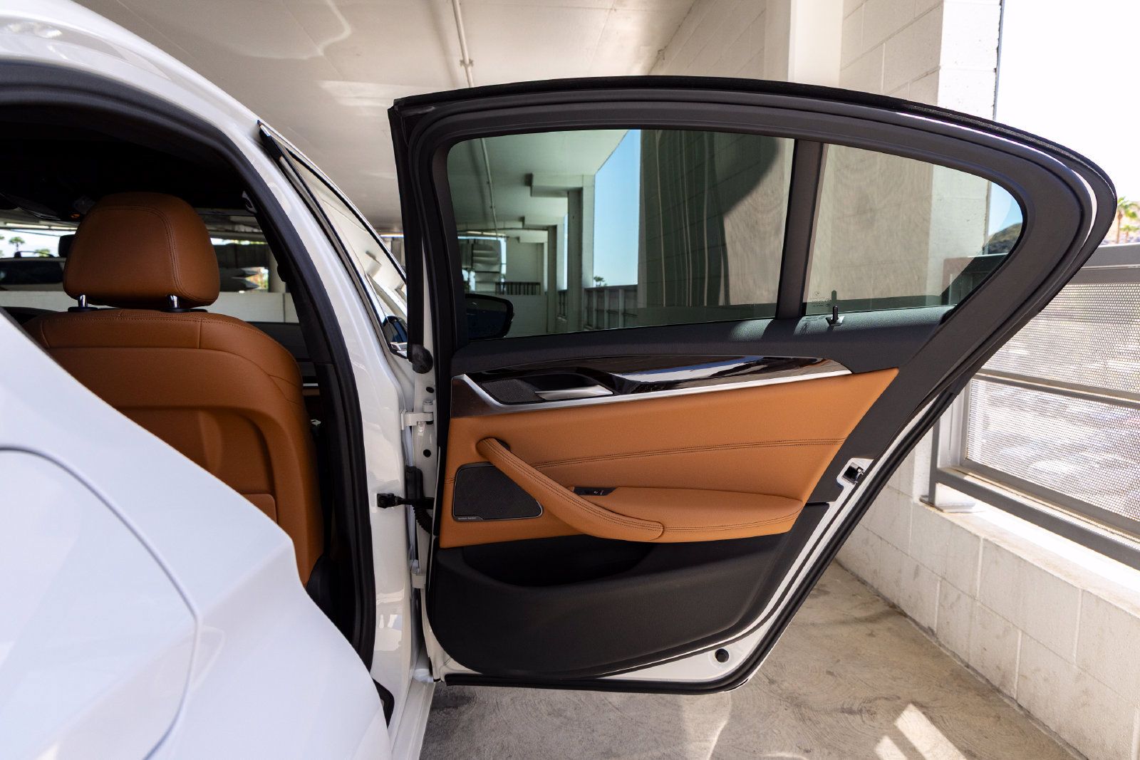 Certified 2023 BMW 530i w/ Premium Package RWD image 23