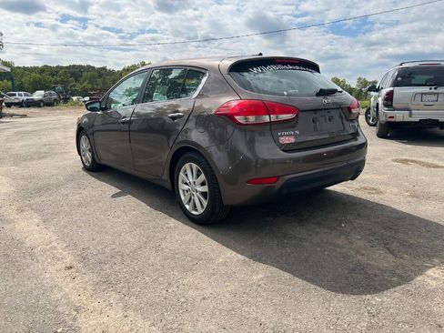 Used 2015 Kia Forte EX w/ EX Premium Package FWD image 5