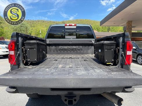 Used 2018 GMC Sierra 2500 Denali w/ Duramax Plus Package image 26