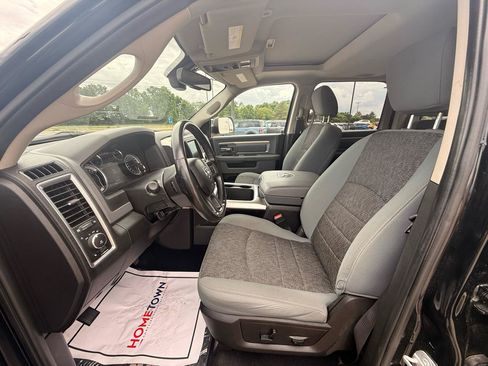 Used 2019 RAM 1500 Warlock AWD/4WD image 12