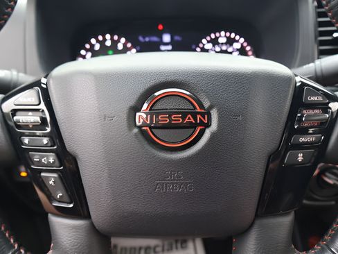 Used 2023 Nissan Frontier 4x4 Crew Cab image 21