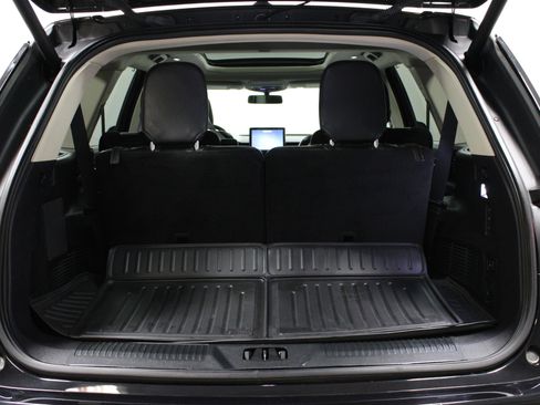 Used 2020 Lincoln Aviator Reserve w/ Equipment Group 202A image 15