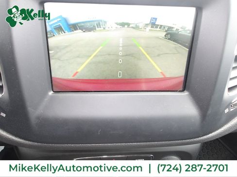 Used 2020 Jeep Compass Latitude w/ Cold Weather Group AWD/4WD image 19