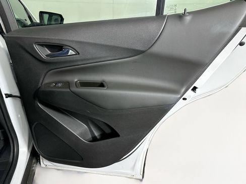 Used 2024 Chevrolet Equinox LT image 29