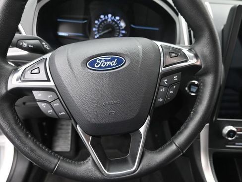 Used 2024 Ford Edge SEL AWD/4WD image 17