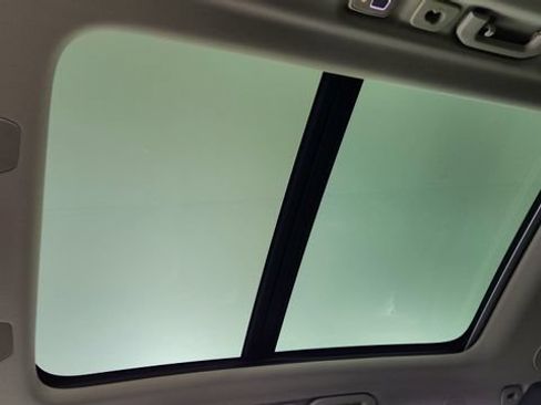 Certified 2023 Volvo XC60 T8 Plus AWD/4WD image 26