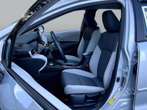 Certified 2023 Toyota Corolla LE FWD image 9