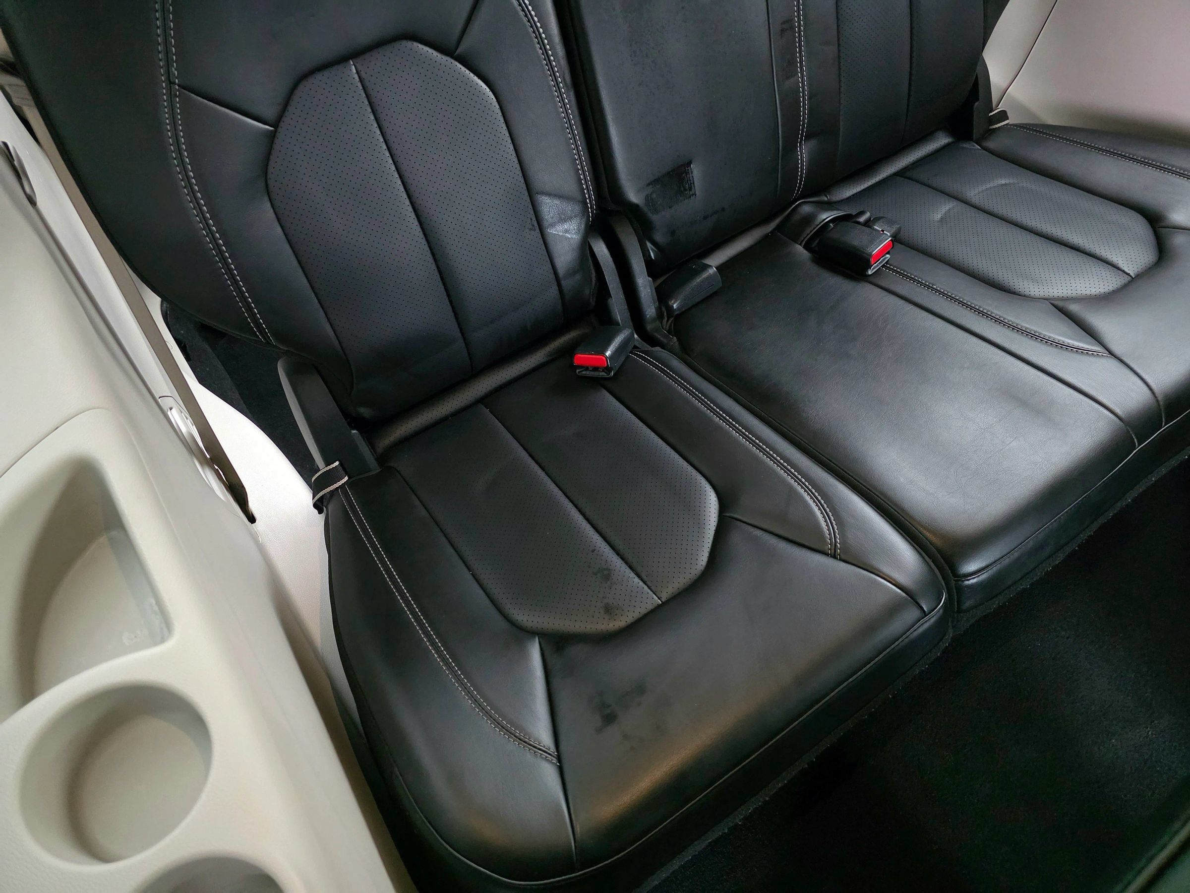 Used 2023 Chrysler Pacifica Touring-L FWD image 58