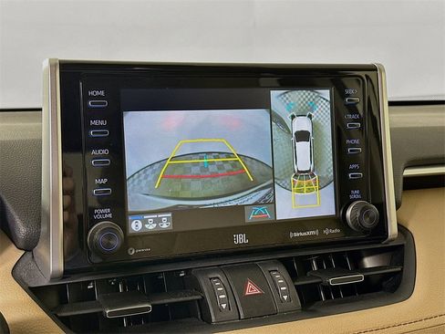 Used 2021 Toyota RAV4 Limited image 23