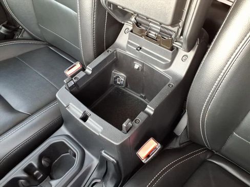 Used 2021 Jeep Wrangler Unlimited Sahara w/ Cold Weather Group image 28