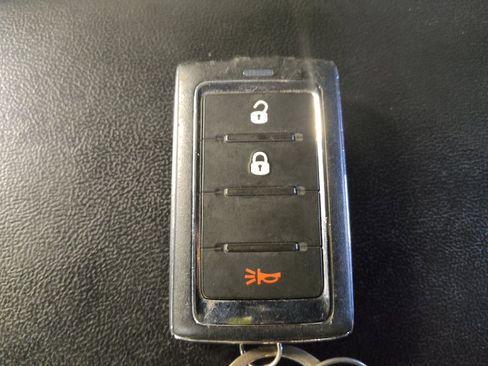 Used 2023 Jeep Grand Cherokee L Laredo AWD/4WD image 32