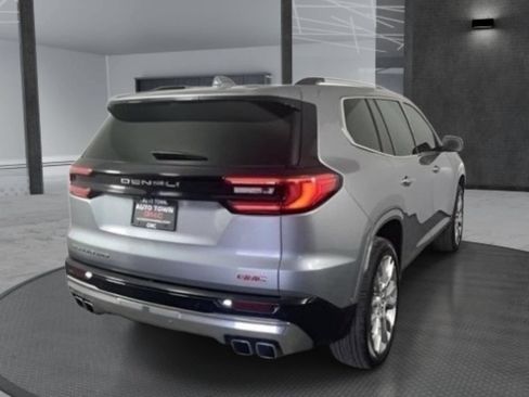 Used 2024 GMC Acadia Denali w/ Super Cruise Package AWD/4WD image 3