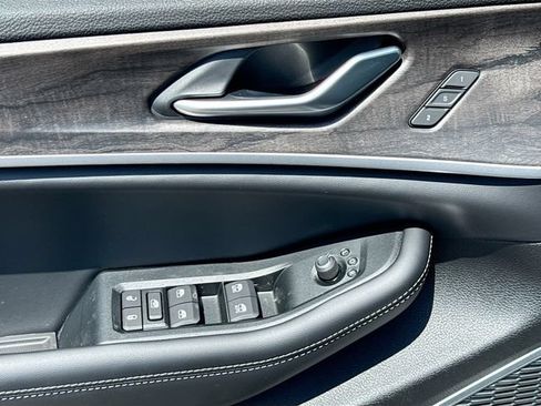 New 2026 Jeep Grand Cherokee L Limited AWD/4WD image 14